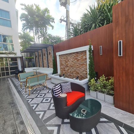 9 Suite Luxury Boutique Hotel Chiang Mai Dış mekan fotoğraf