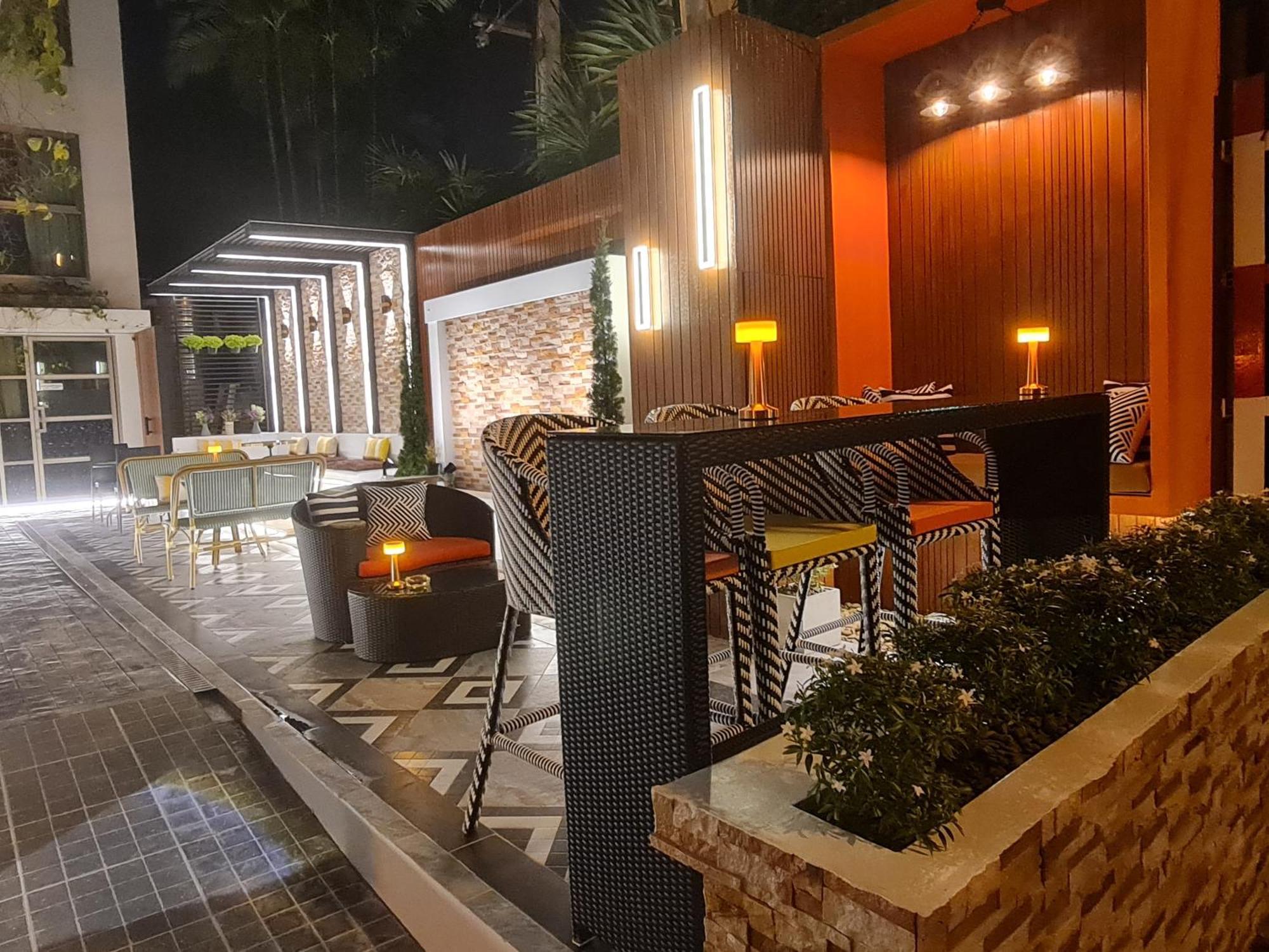 9 Suite Luxury Boutique Hotel Chiang Mai Dış mekan fotoğraf