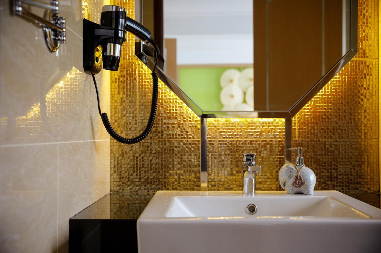 9 Suite Luxury Boutique Hotel Chiang Mai Dış mekan fotoğraf